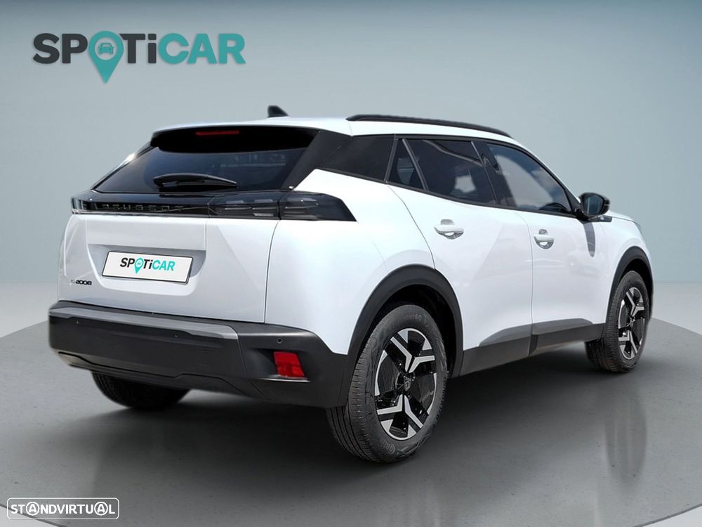 Peugeot e-2008 54 kWh Allure - 8