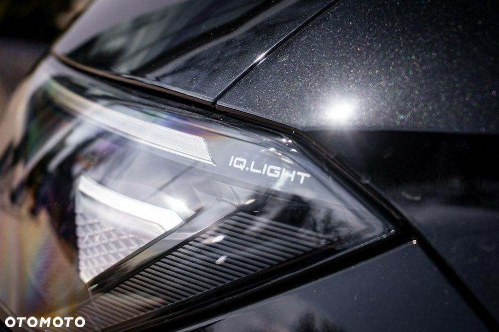 Volkswagen T-Roc - 13