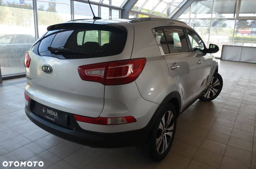 Kia Sportage 2.0 CVVT 2WD Vision - 19