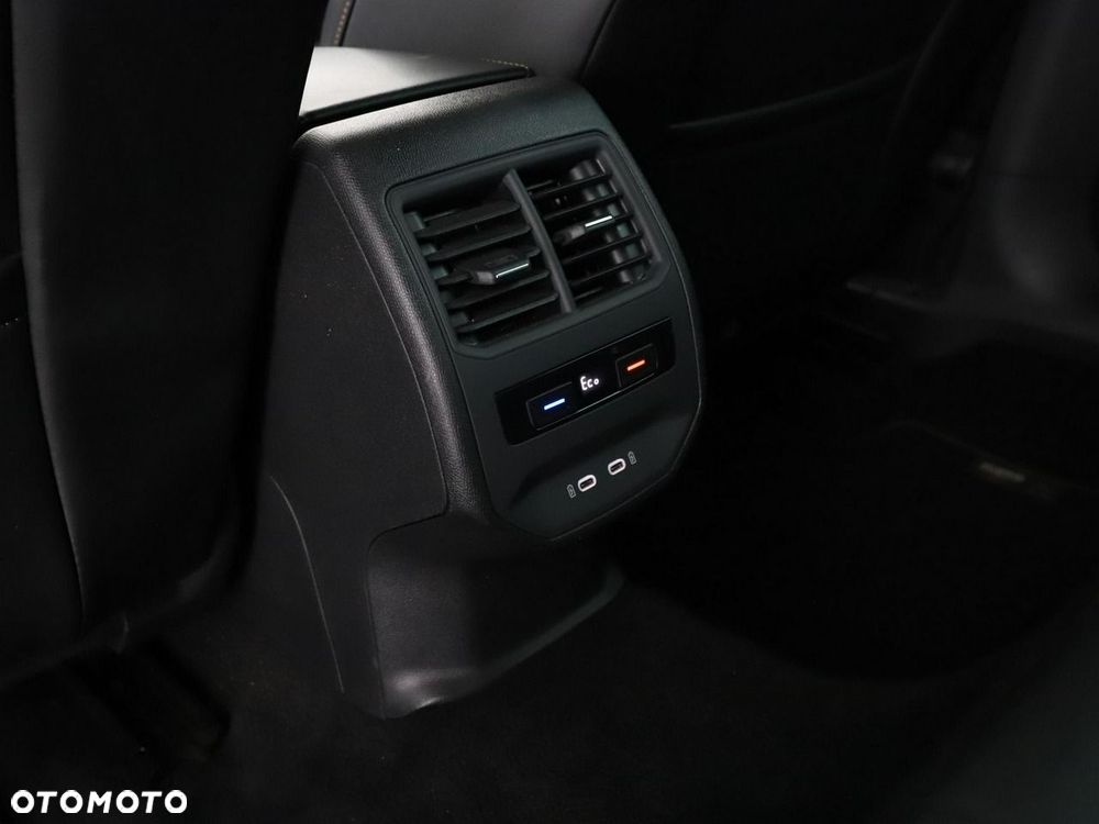 Cupra Formentor 1.4 e-Hybrid DSG - 40