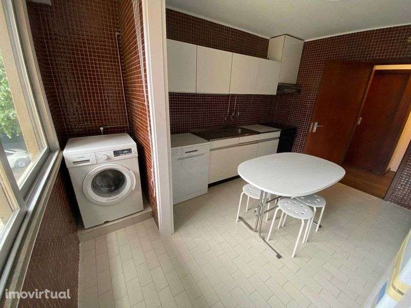 Excelente T3 ao Foco Boavista Porto - Grande imagem: 2/10