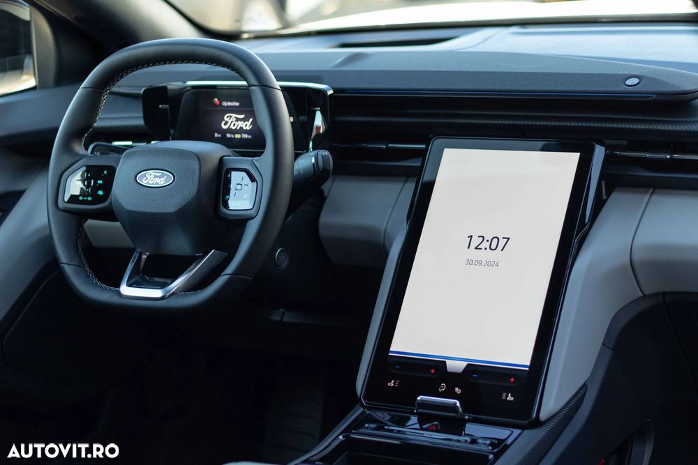 Ford Explorer AWD 79 kWh Extended Range Premium - 16