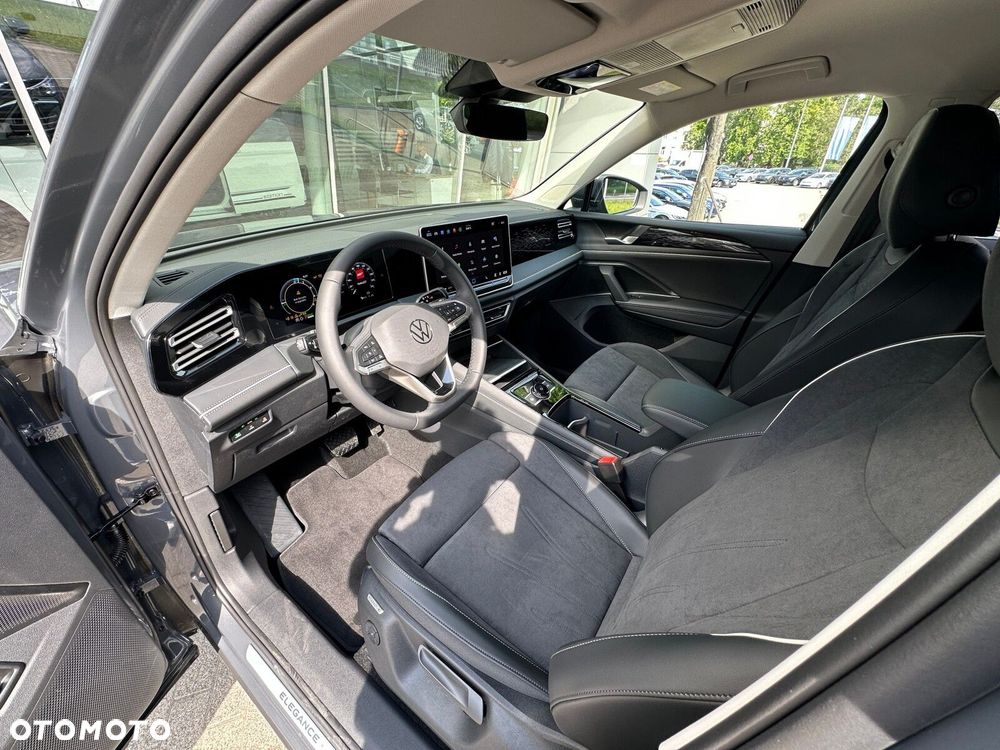 Volkswagen Tiguan - 11