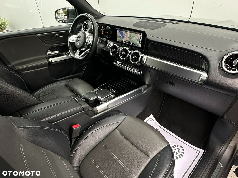 Mercedes-Benz GLB 200 4-Matic AMG Line 8G-DCT - 19