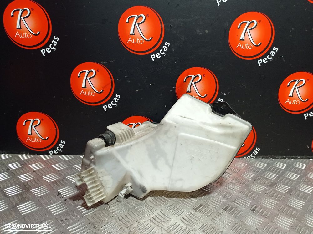 Reservatorio De Água Do Esguicho Trás Bmw 3 (E46) - 2