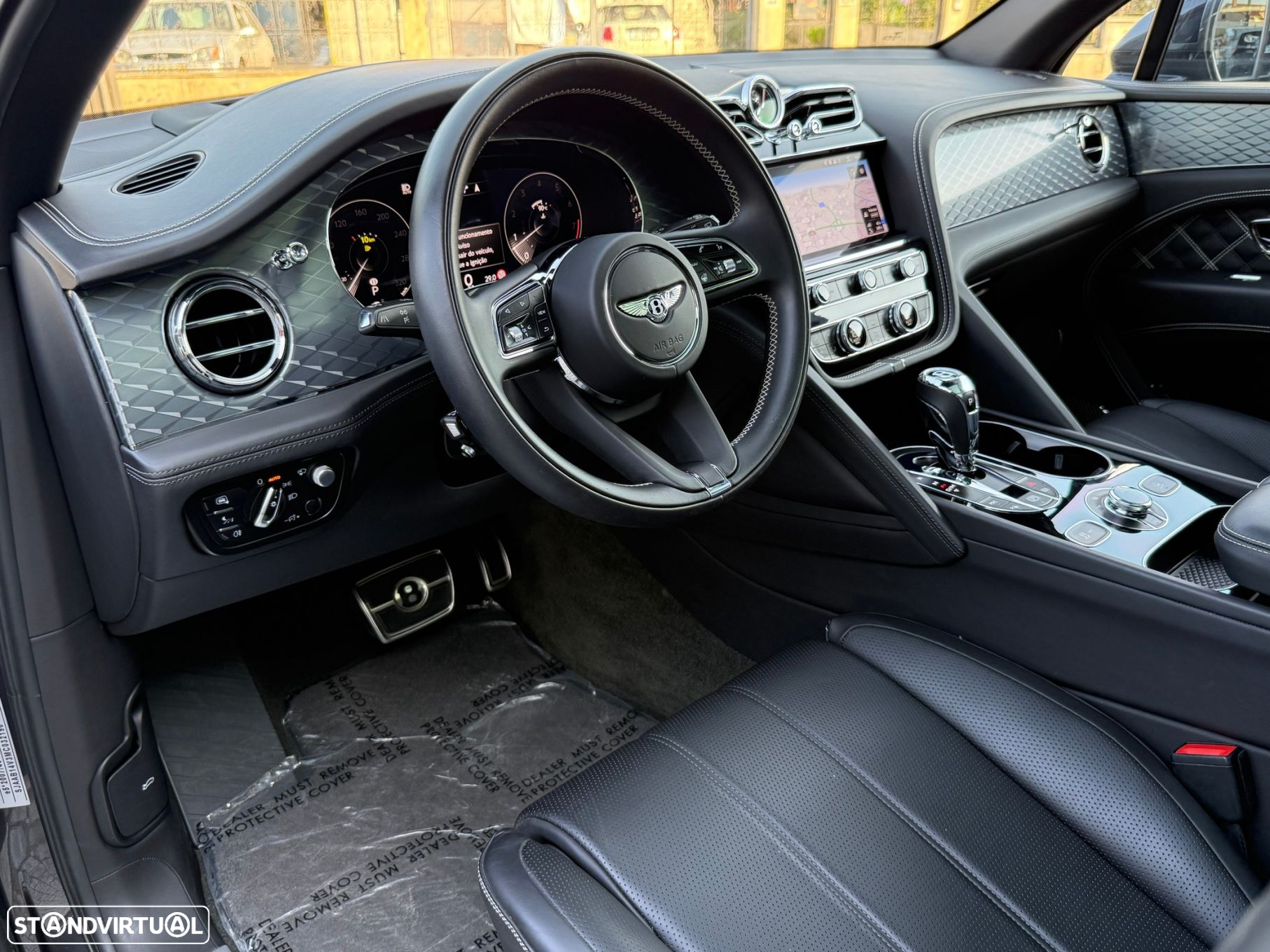 Bentley Bentayga V8 Atelier Edition - 19