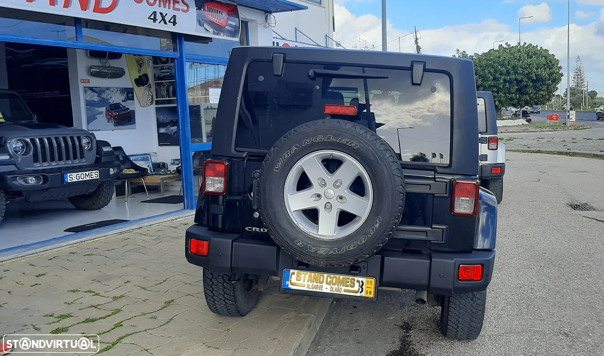 Jeep Wrangler Unlimited 2.8 CRD ATX Sahara Adventure Edition - 4