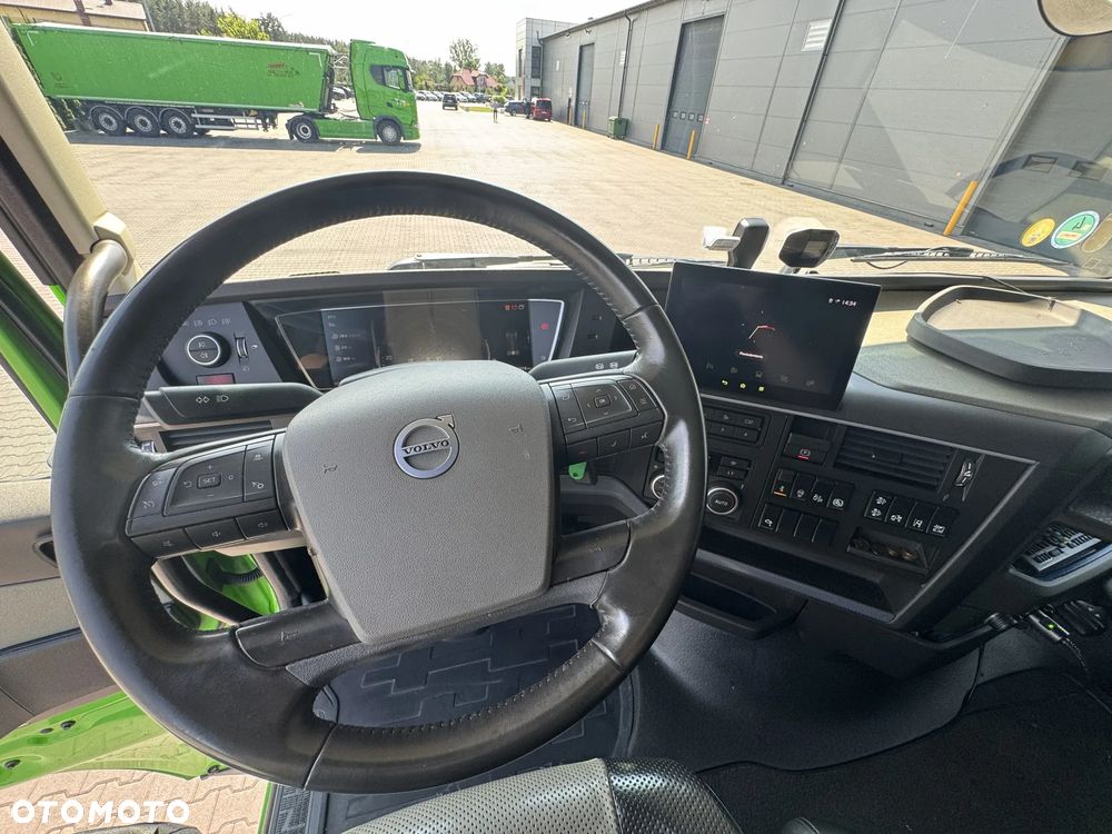 Volvo FH500 - ADR - 24