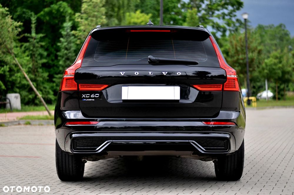 Volvo XC 60 B4 D AWD Ultimate Dark - 13