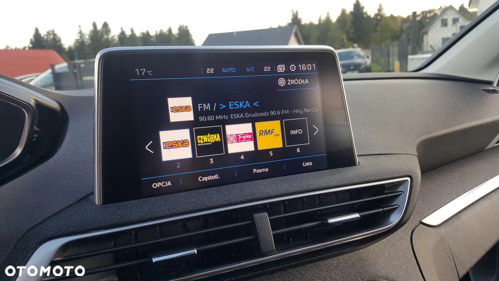 Peugeot 3008 1.2 PureTech GPF Crossway S&S - 23