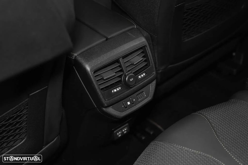 Peugeot 5008 1.2 PureTech GT EAT8 - 35