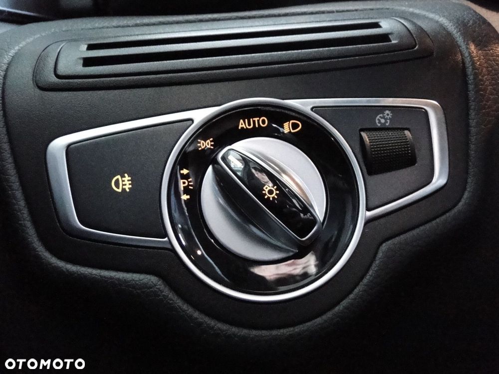 Mercedes-Benz GLC - 25