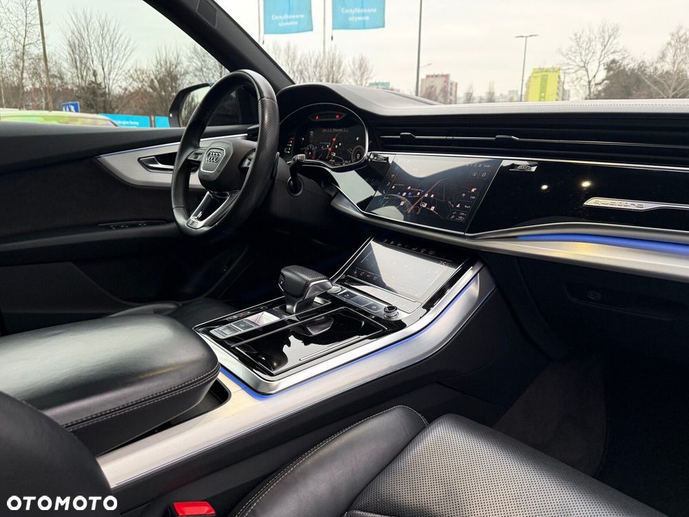 Audi Q8 - 33