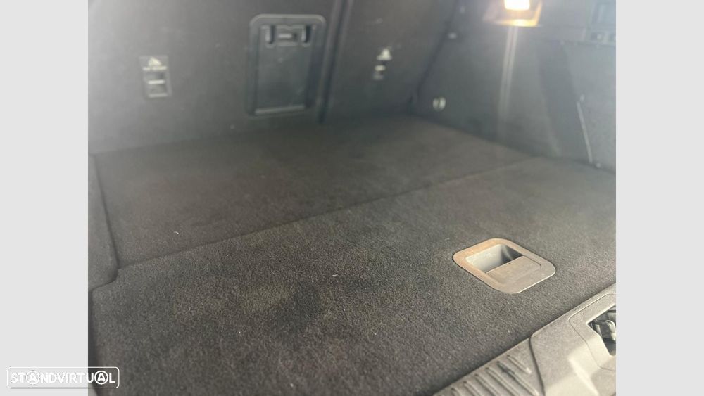 Ford Focus SW 1.0 EcoBoost MHEV ST-Line X - 8