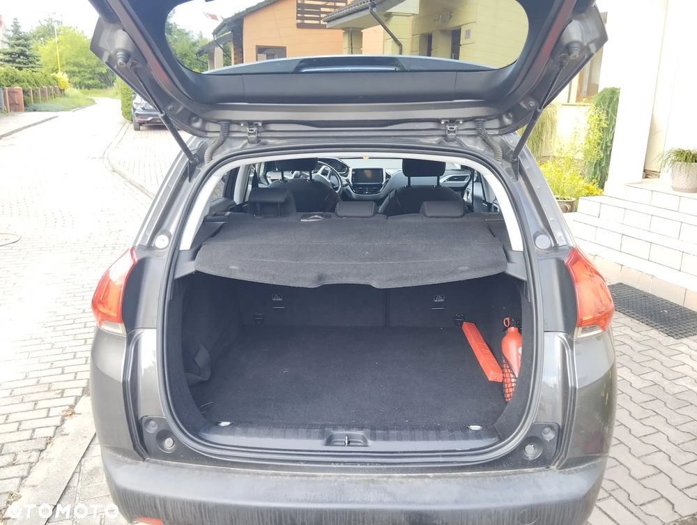 Peugeot 2008 1.2 Pure Tech Active EU6 - 7