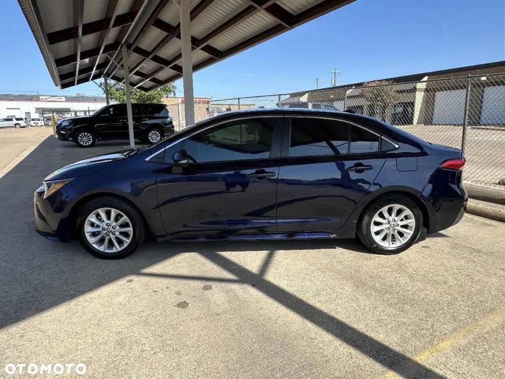 Toyota Corolla - 3