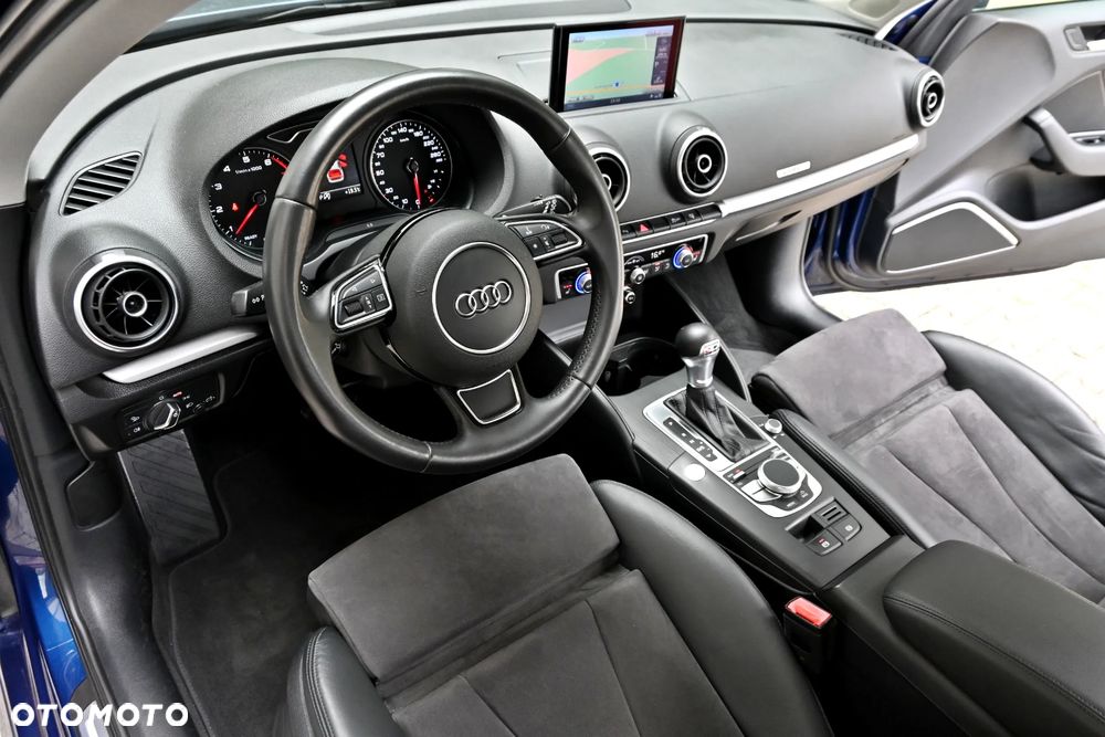 Audi A3 Sportback 1.8 TFSI quattro S tronic S line Sportpaket - 33