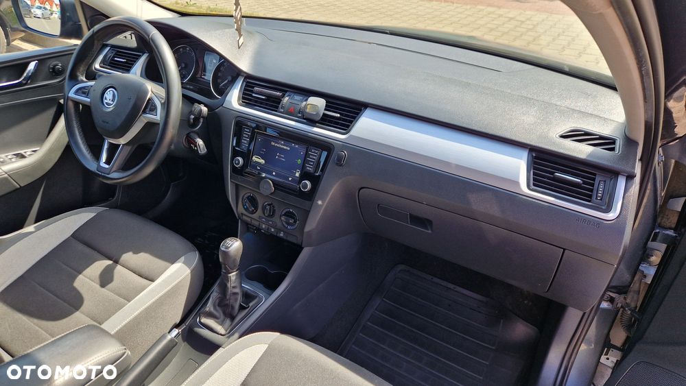 Skoda RAPID - 8