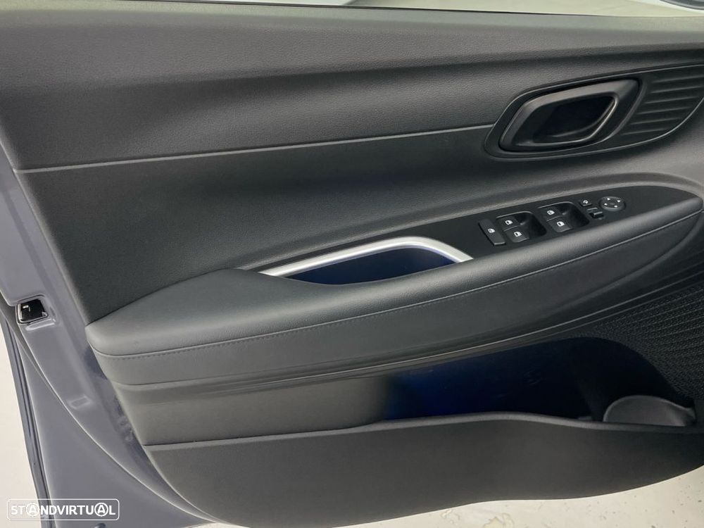 Hyundai Bayon 1.0 T-GDI Premium - 18