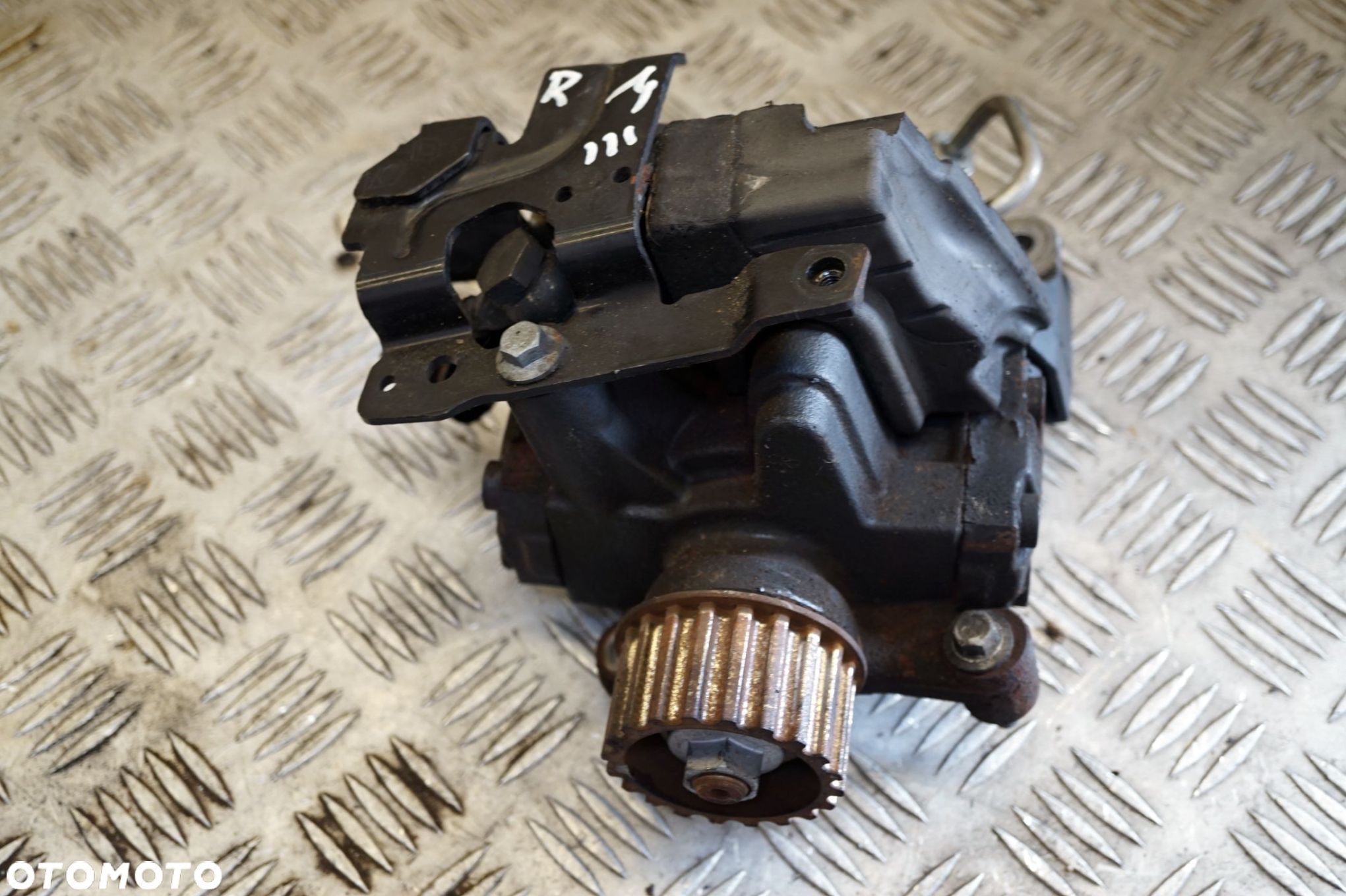 POMPA WTRYSKOWA MEGANE III PH1 1.5 DCI H8201100115 167008557R A2C53351931 K05_11 RENAULT 2008-2010 - 1