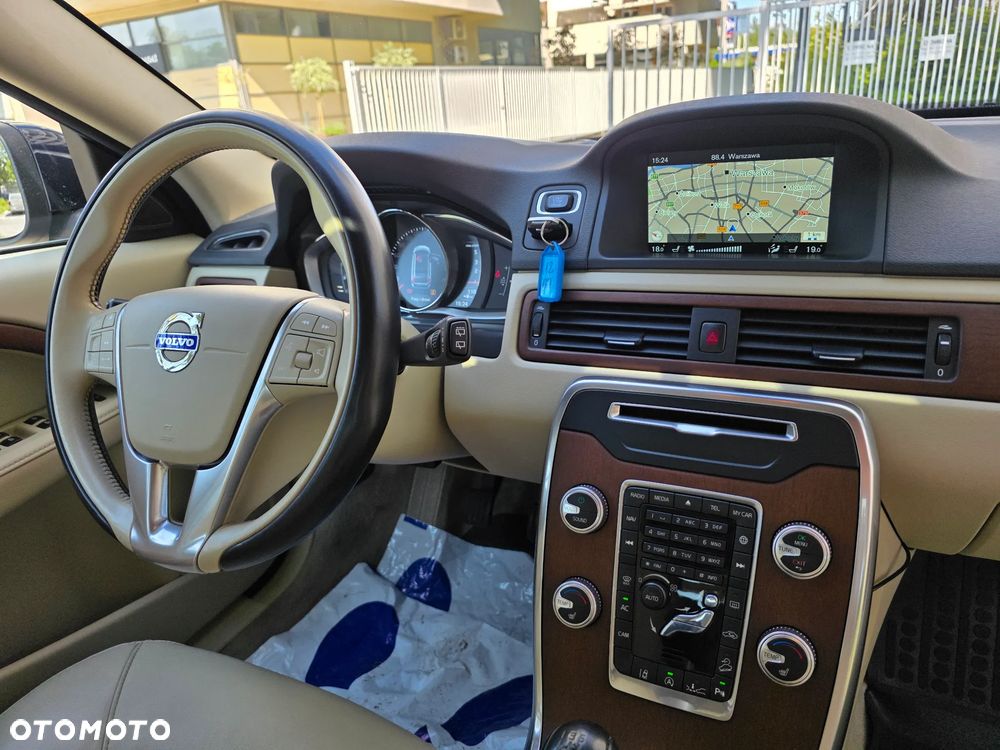 Volvo XC 70 D4 AWD Summum - 8