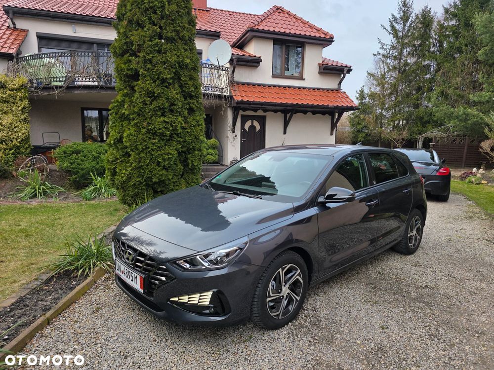 Hyundai i30 1.0 T-GDI Intro Edition - 1