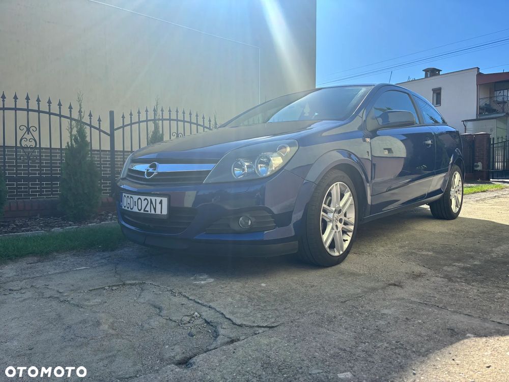 Opel Astra III GTC 1.8 Sport - 1