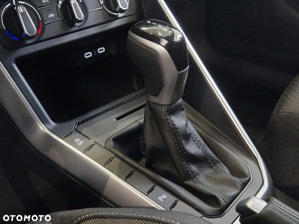 Volkswagen Polo - 18