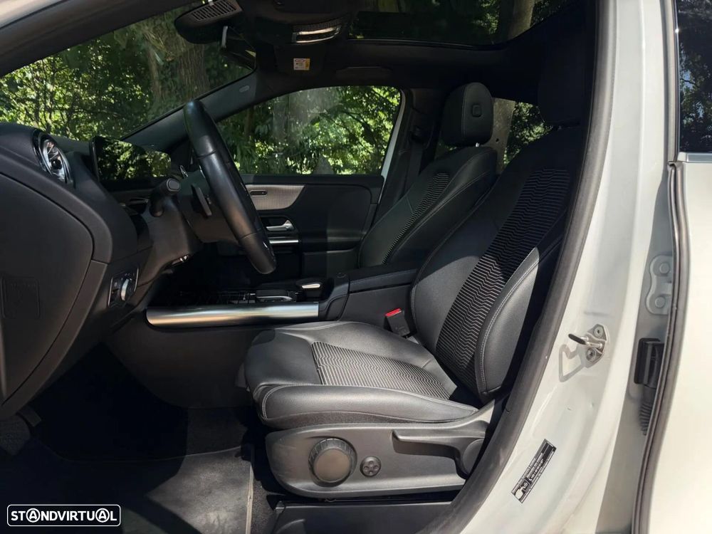 Mercedes-Benz GLA 250 e 8G-DCT Special Edition - 45