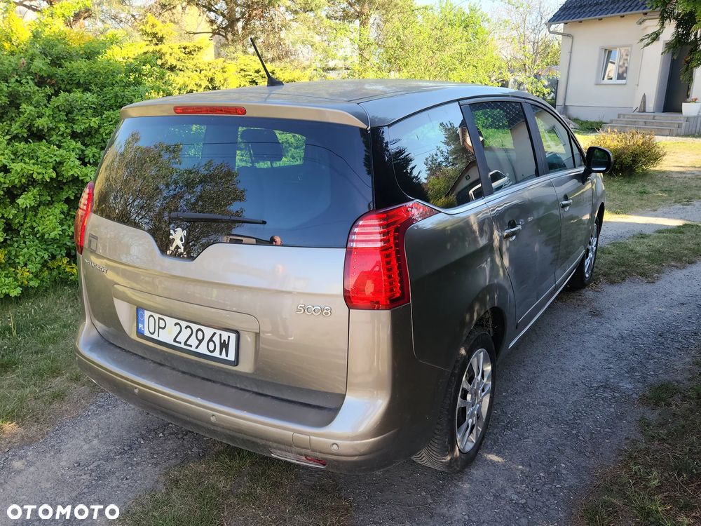 Peugeot 5008 120 VTi Access - 2