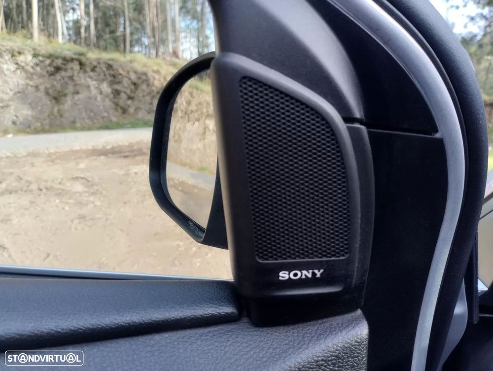 Ford Focus 1.0 EcoBoost Titanium - 28