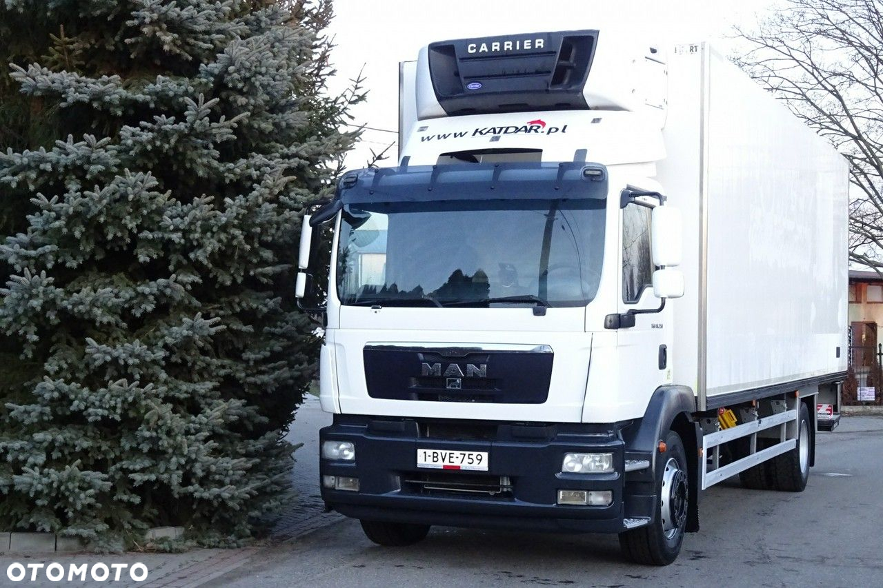 MAN TGM 18.250 Euro 5 chłodnia 20 palet winda sprowadzony - 18