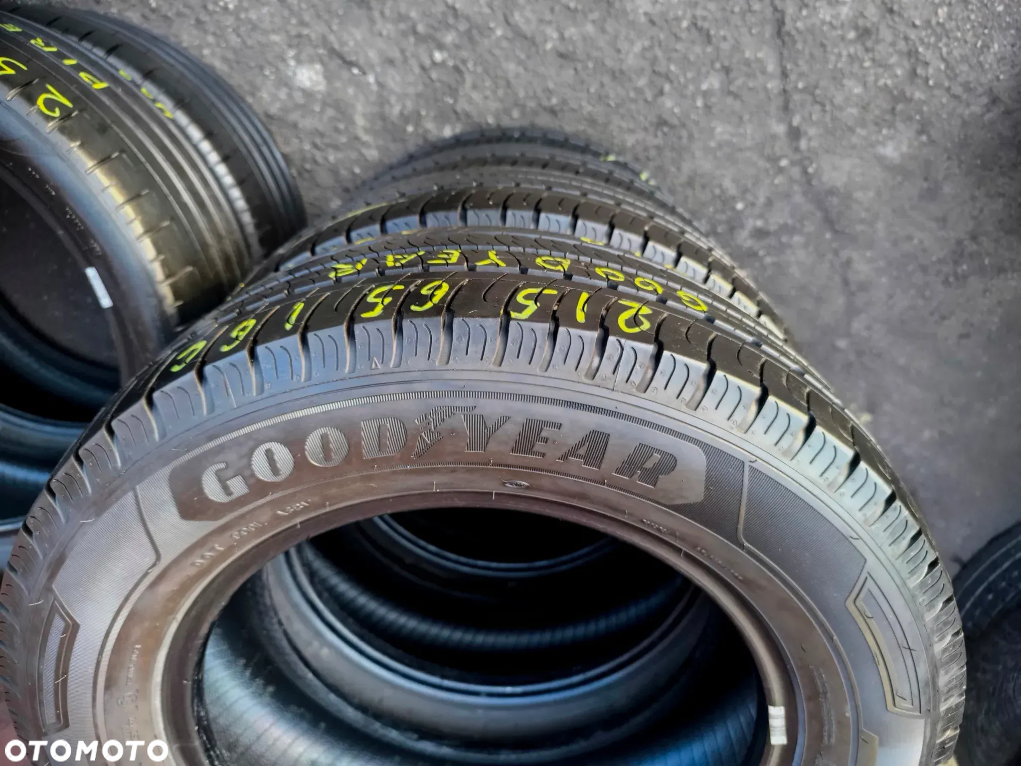 215/65R16C 109/107T 16 C Opony Letnie Lato GOODYEAR EFFICIENT GRIP CARGO 7,5mm Legnica ALU-RAD 215/65 - 11
