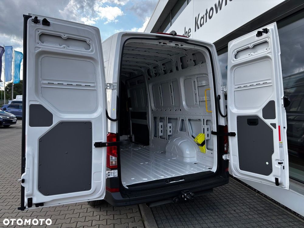 Volkswagen Crafter L4H3 140 KM 6-MANUAL - 13