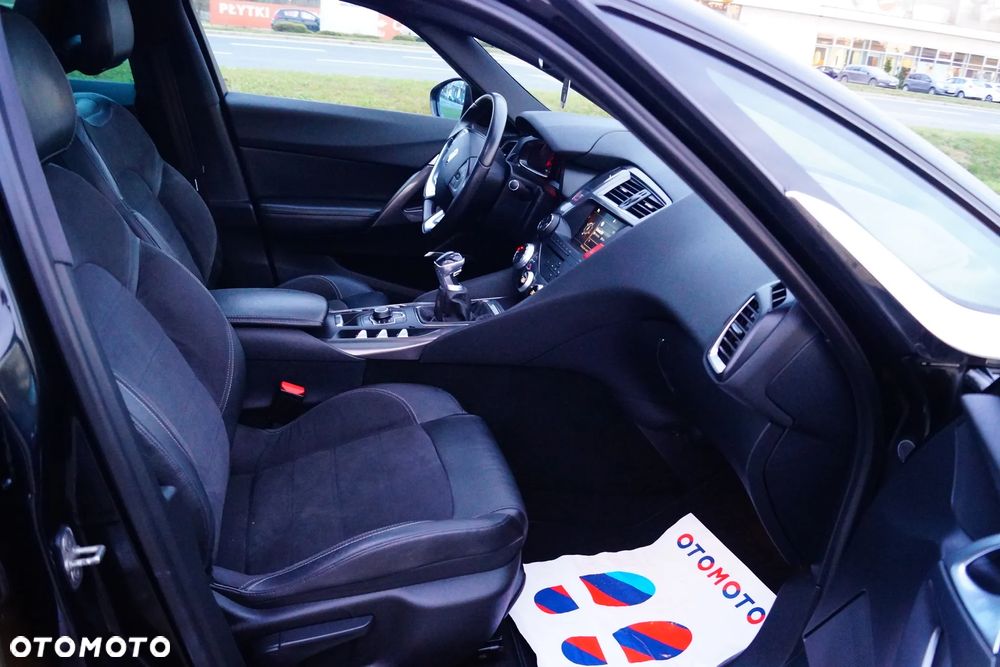 Citroën DS5 2.0 HDi SportChic - 17