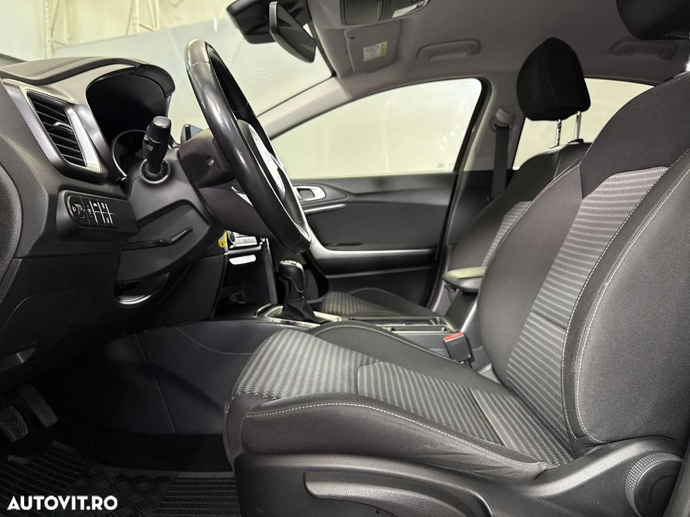 Kia XCeed - 22