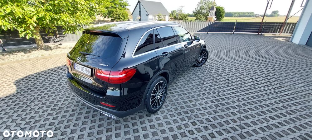 Mercedes-Benz GLC 220 d 4Matic 9G-TRONIC AMG Line - 22