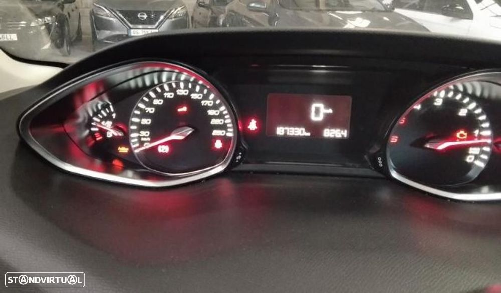 Peugeot 308 - 4