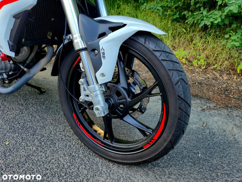 Benelli BN 125 - 9