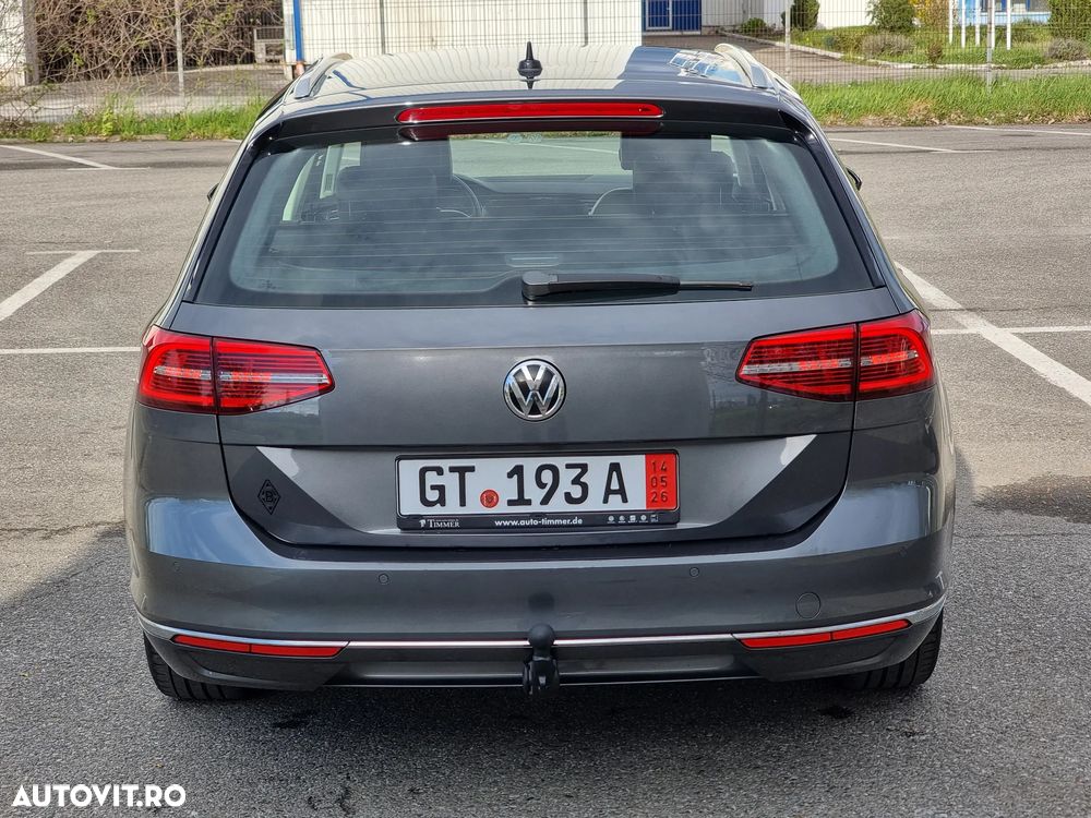 Volkswagen Passat 2.0 TDI DSG (BlueMotion Technology) Highline - 20