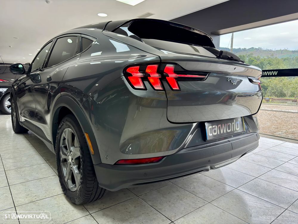 Ford Mustang Mach-E AWD PREMIUM - 2