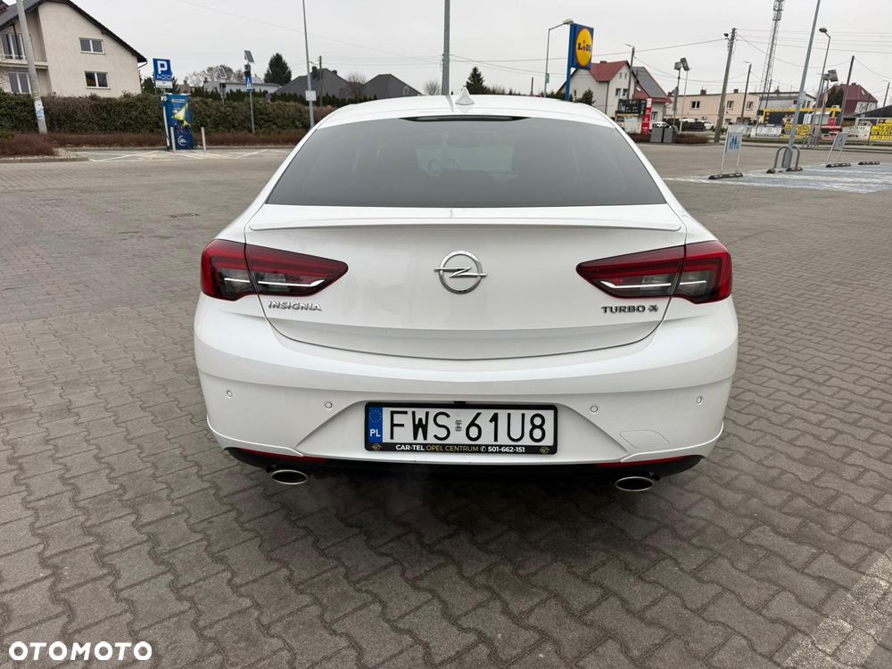 Opel Insignia 2.0 T 4x4 Innovation S&S - 5