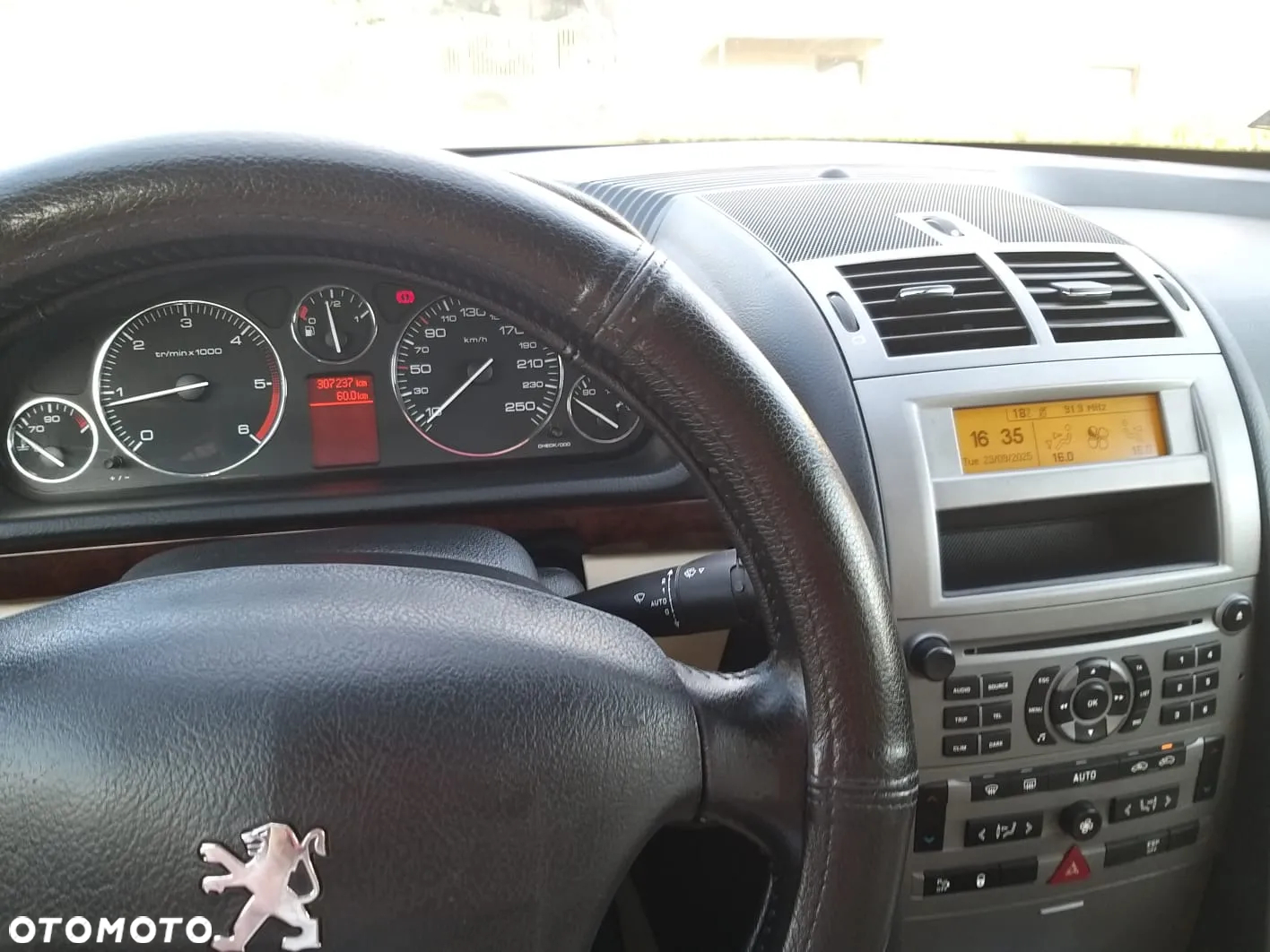 Peugeot 407 1.6 HDI Premium - 17