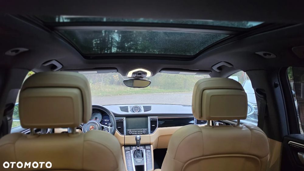 Porsche Macan - 21