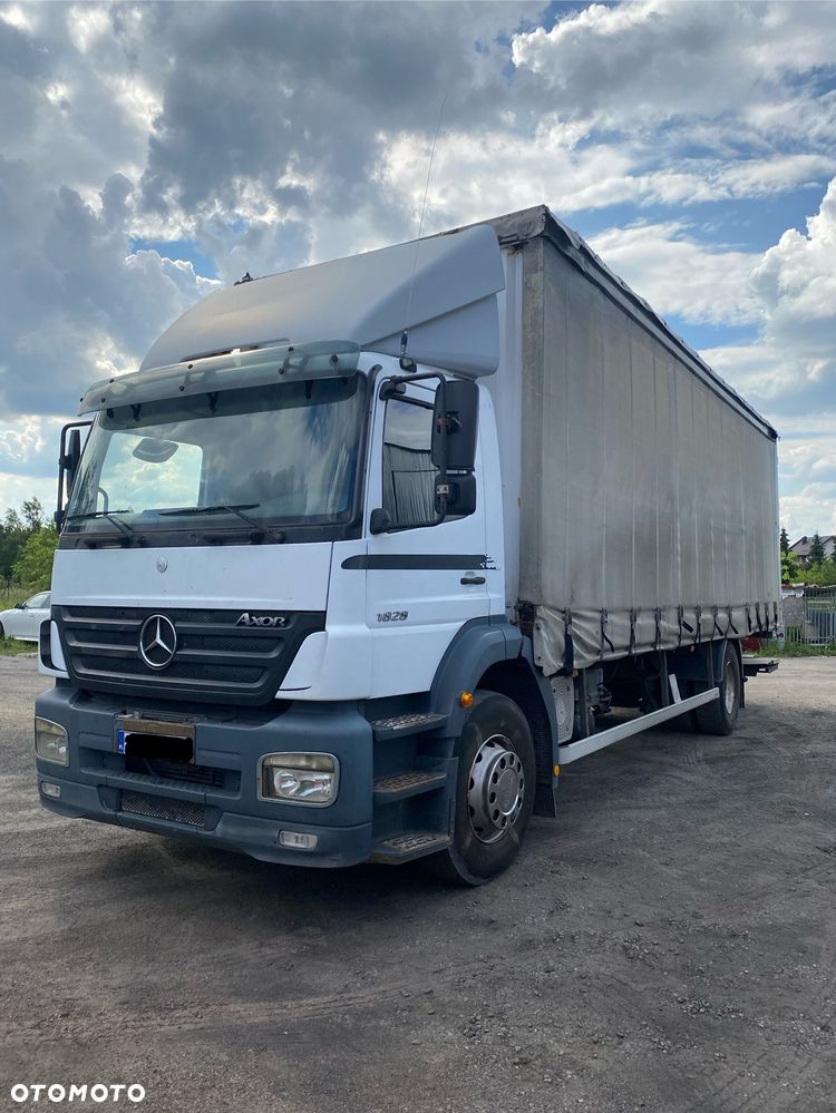 Mercedes-Benz AXOR 1828 - 1