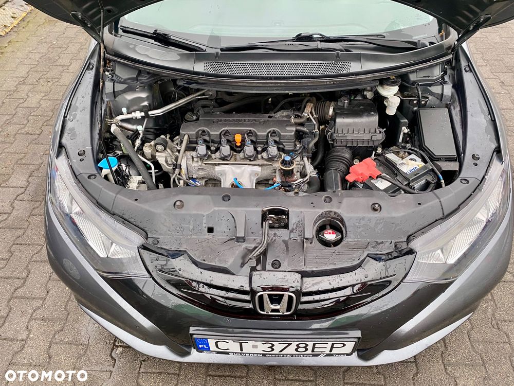 Honda Civic 1.8 i-VTEC Sport - 19