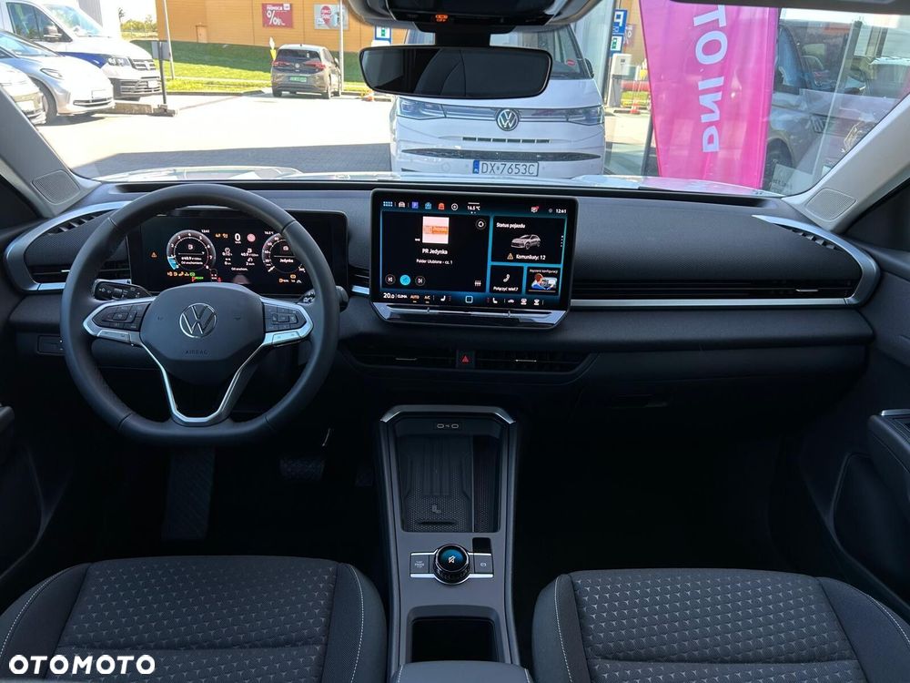 Volkswagen T-Roc - 4