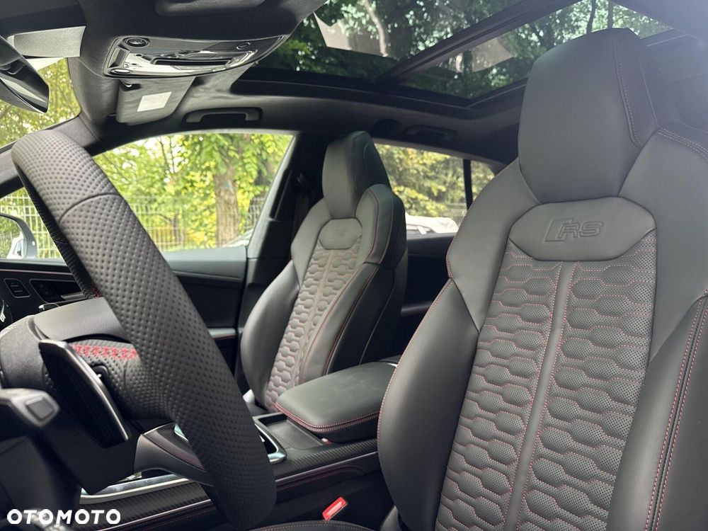 Audi RS Q8 - 11