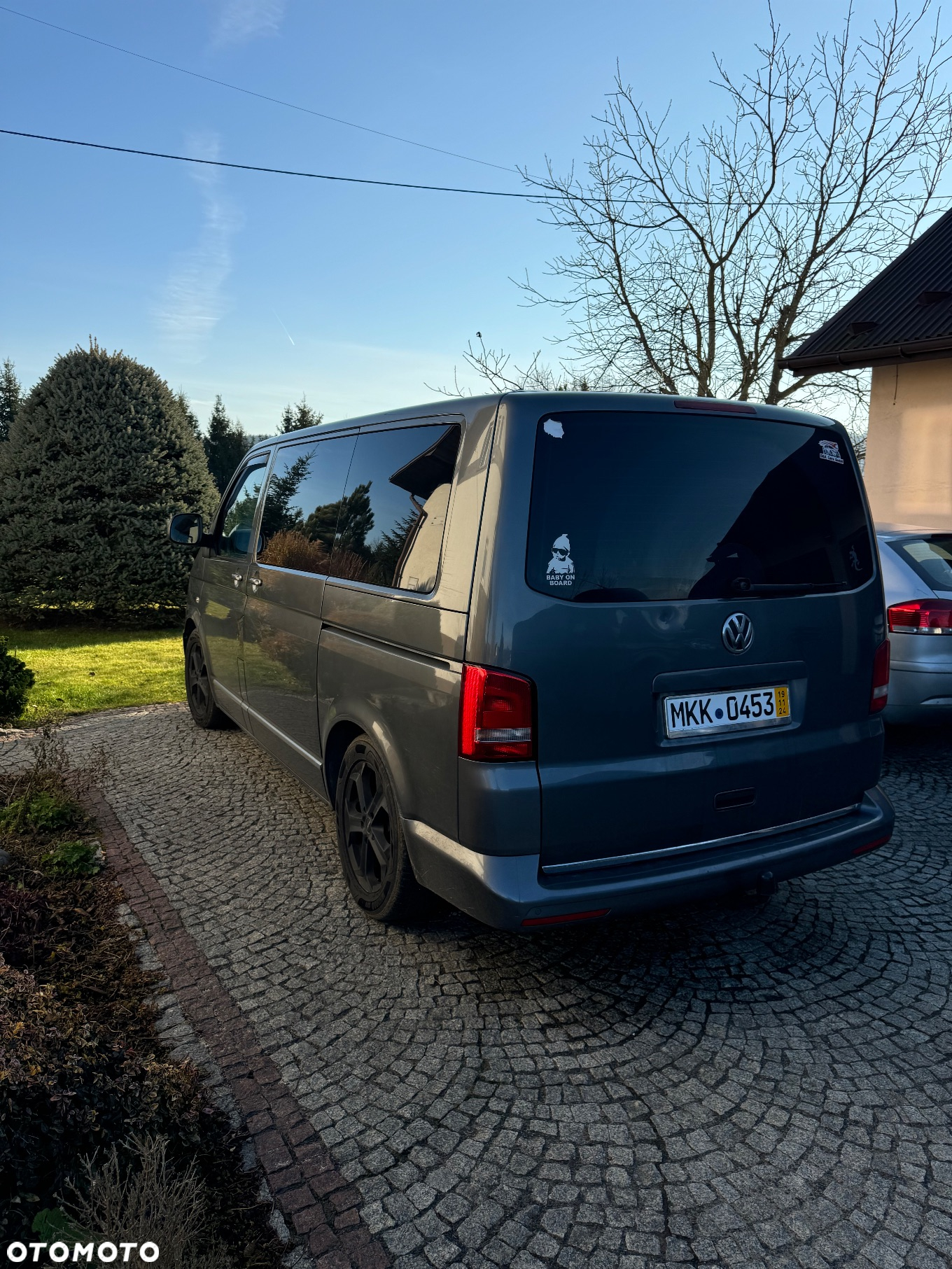 Volkswagen Multivan - 2