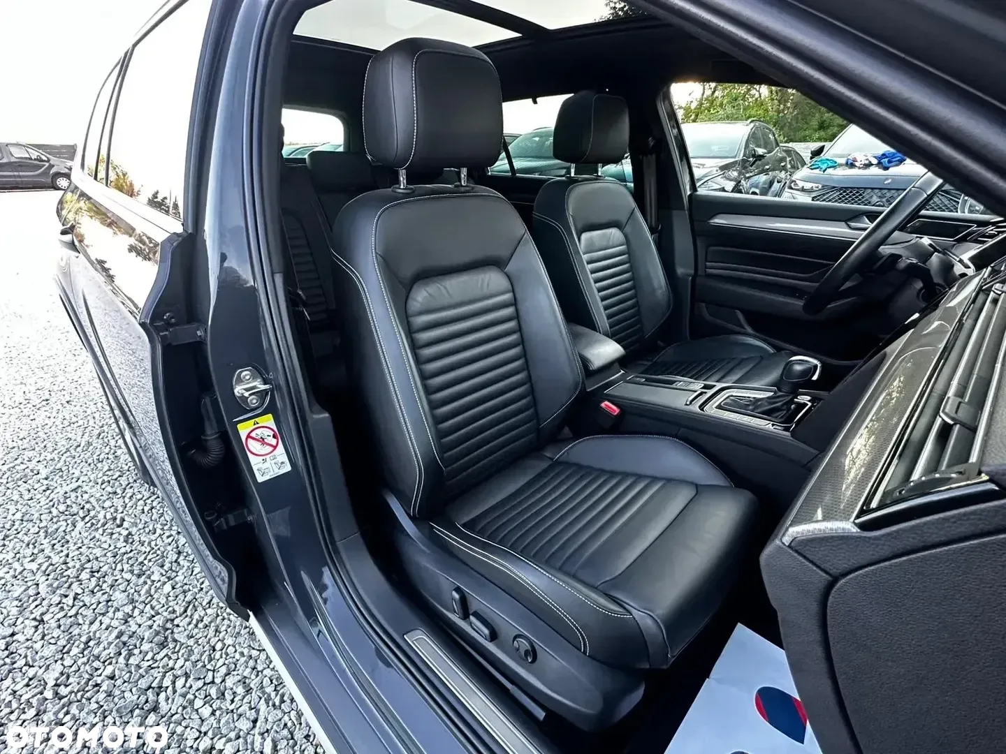 Volkswagen Passat Variant 2.0 TDI SCR DSG 4Motion Alltrack - 35
